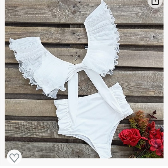 White winged NWT bikini - Picture 1 of 3